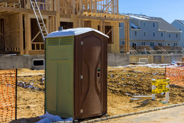 Best Portable restroom trailer rental  in Hoback, WY